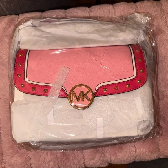 Michael Kors Leida Medium Studded Shoulder Bag / Crossbody Bag (NWT) Crossbody Bags